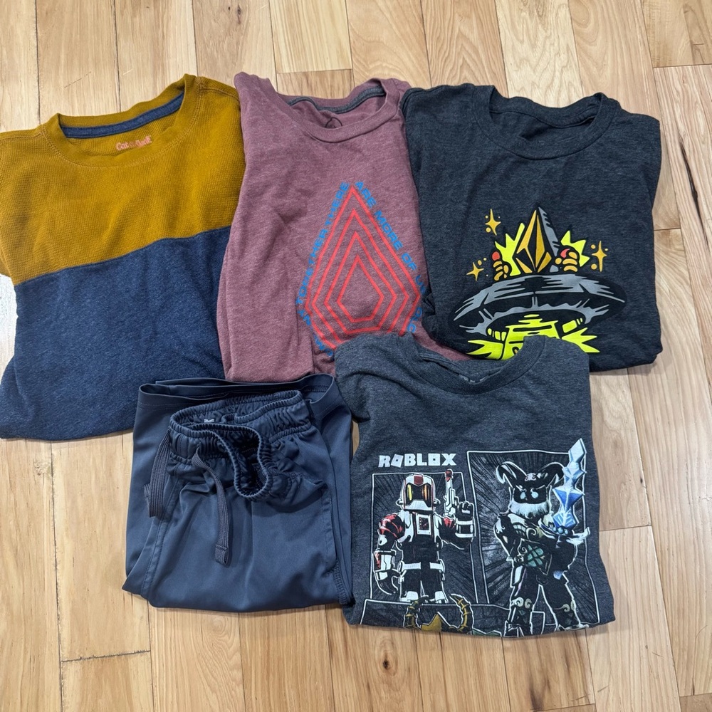 Boys size 10/12 clothing lot